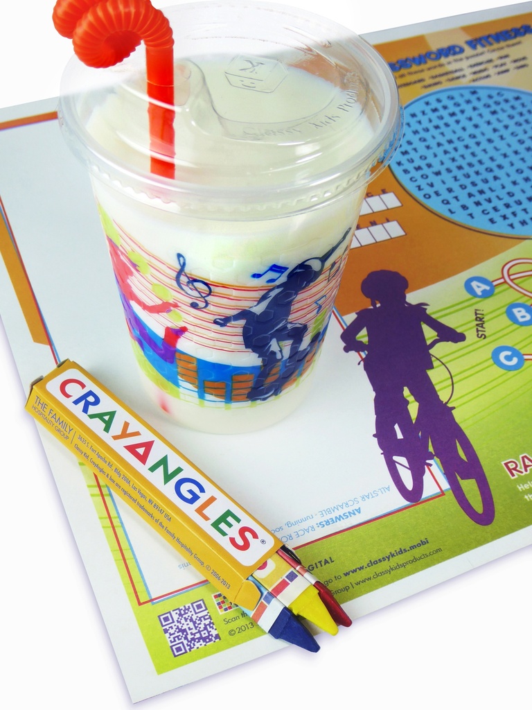 12oz Kids Cups, Thermoformed, with Lids and Straws - Active Theme